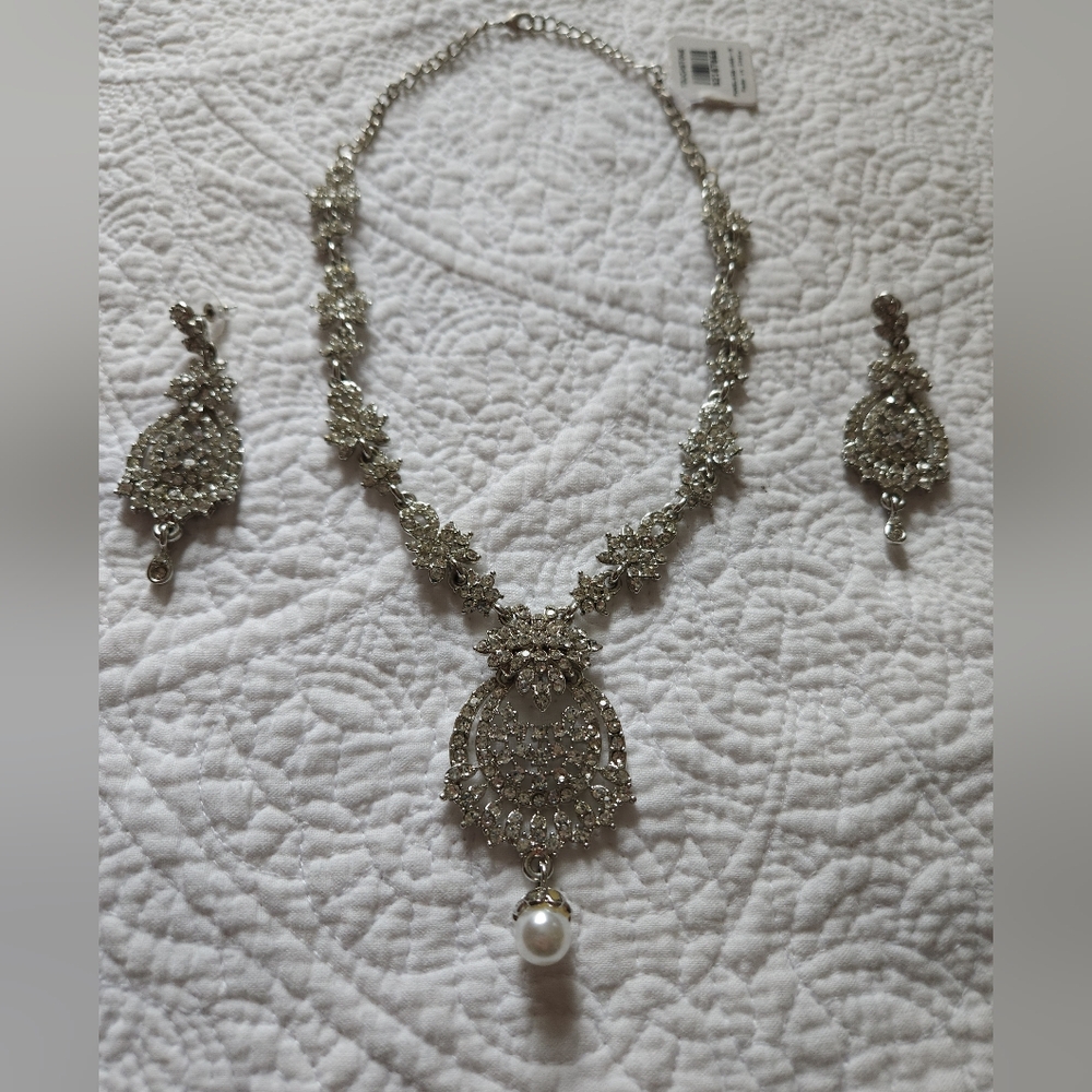 New Elegant Wedding Set
